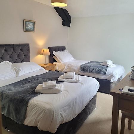 Bower House Inn Ескдейл Екстериор снимка