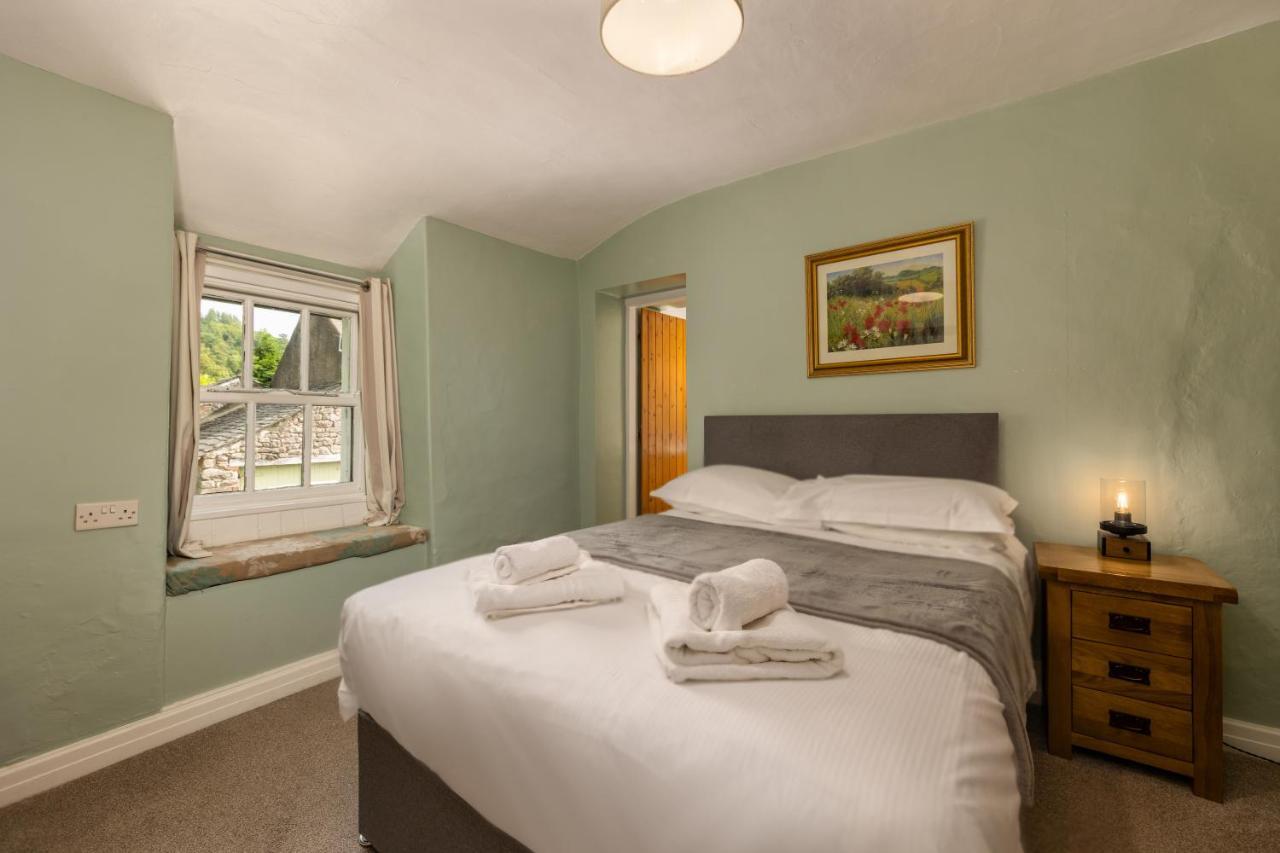 Bower House Inn Ескдейл Екстериор снимка
